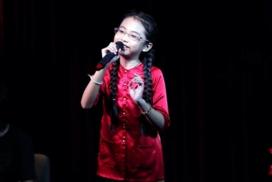 Tin 'Phương Mỹ Chi mải chạy show, bị thôi học' là bịa đặt